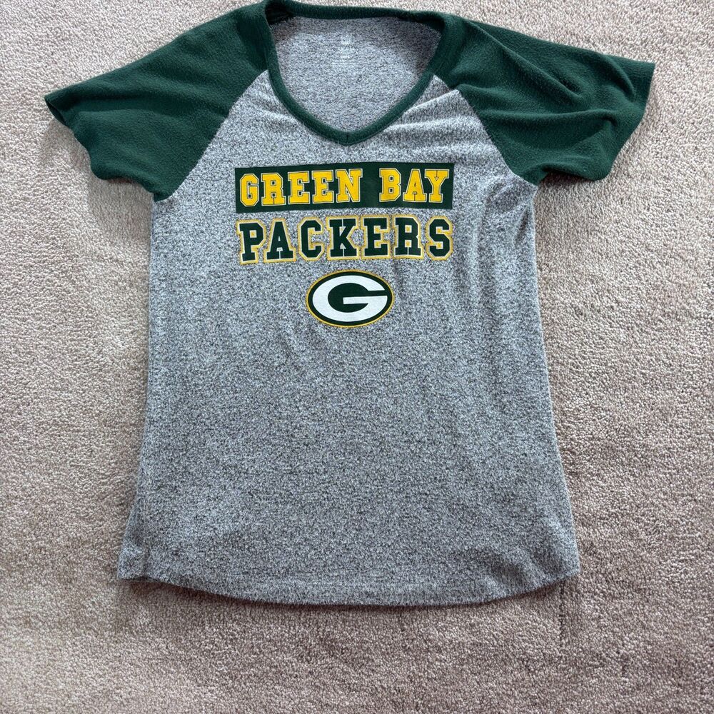Green Bay Packers V Neck Short Sleeve T-Shirt Size 10/12 Green Gray NFL Team
